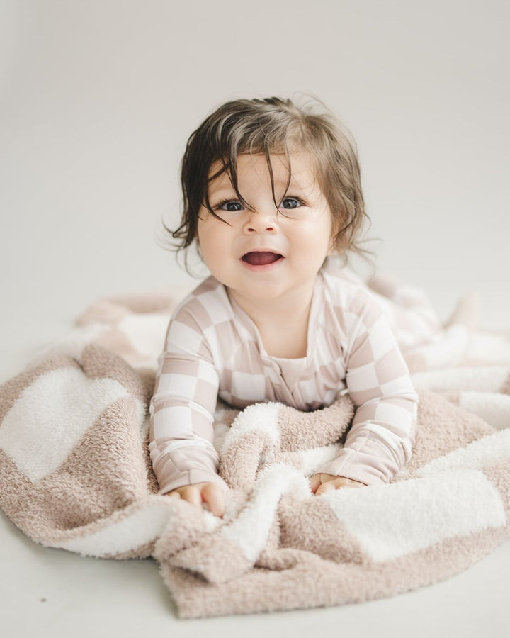Checkered Plush Blanket | Latte - Plush Blanket - LUCKY PANDA KIDS