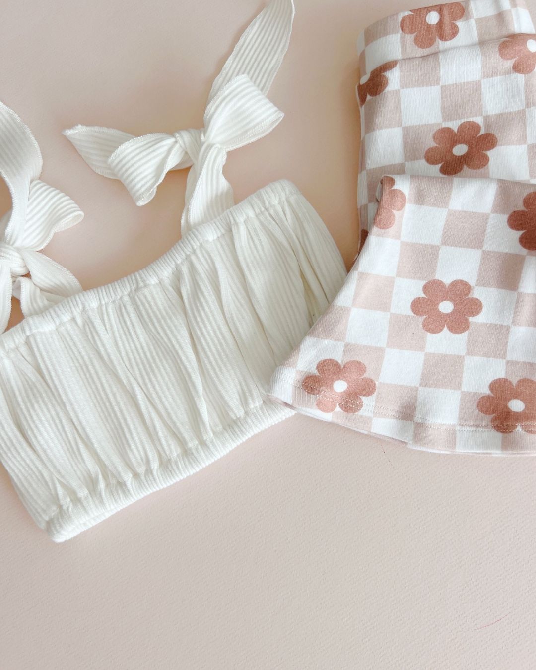 Flare Set | Latte Daisy - LUCKY PANDA KIDS