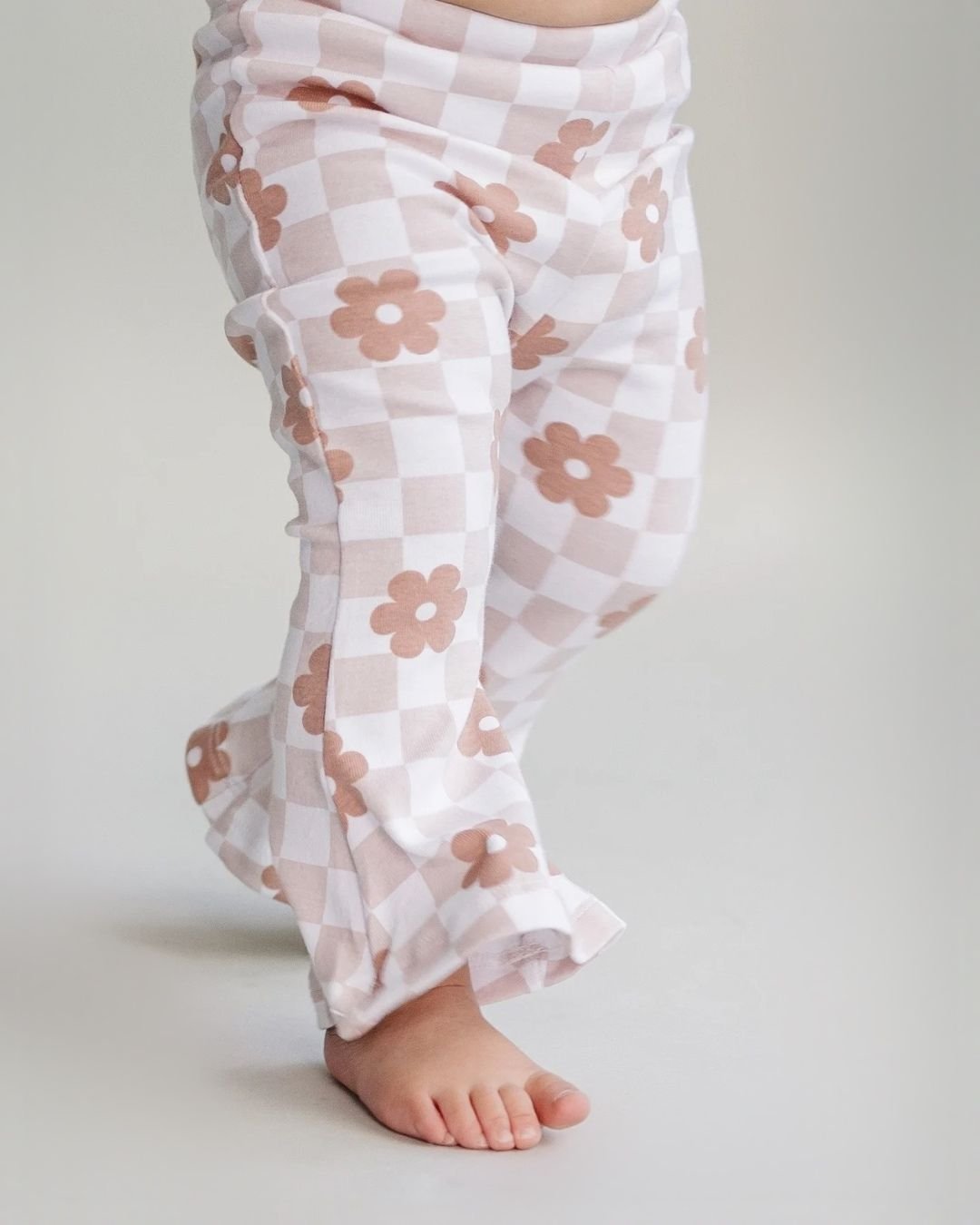 Flare Set | Latte Daisy - LUCKY PANDA KIDS