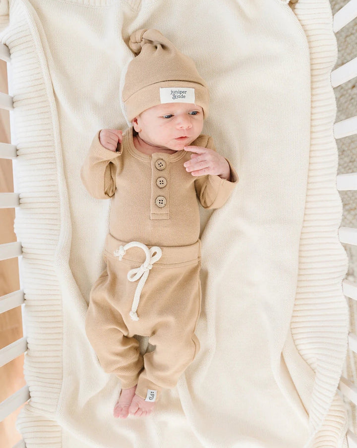 Organic 3 Button Bodysuit, Latte - Baby & Toddler Clothing - LUCKY PANDA KIDS