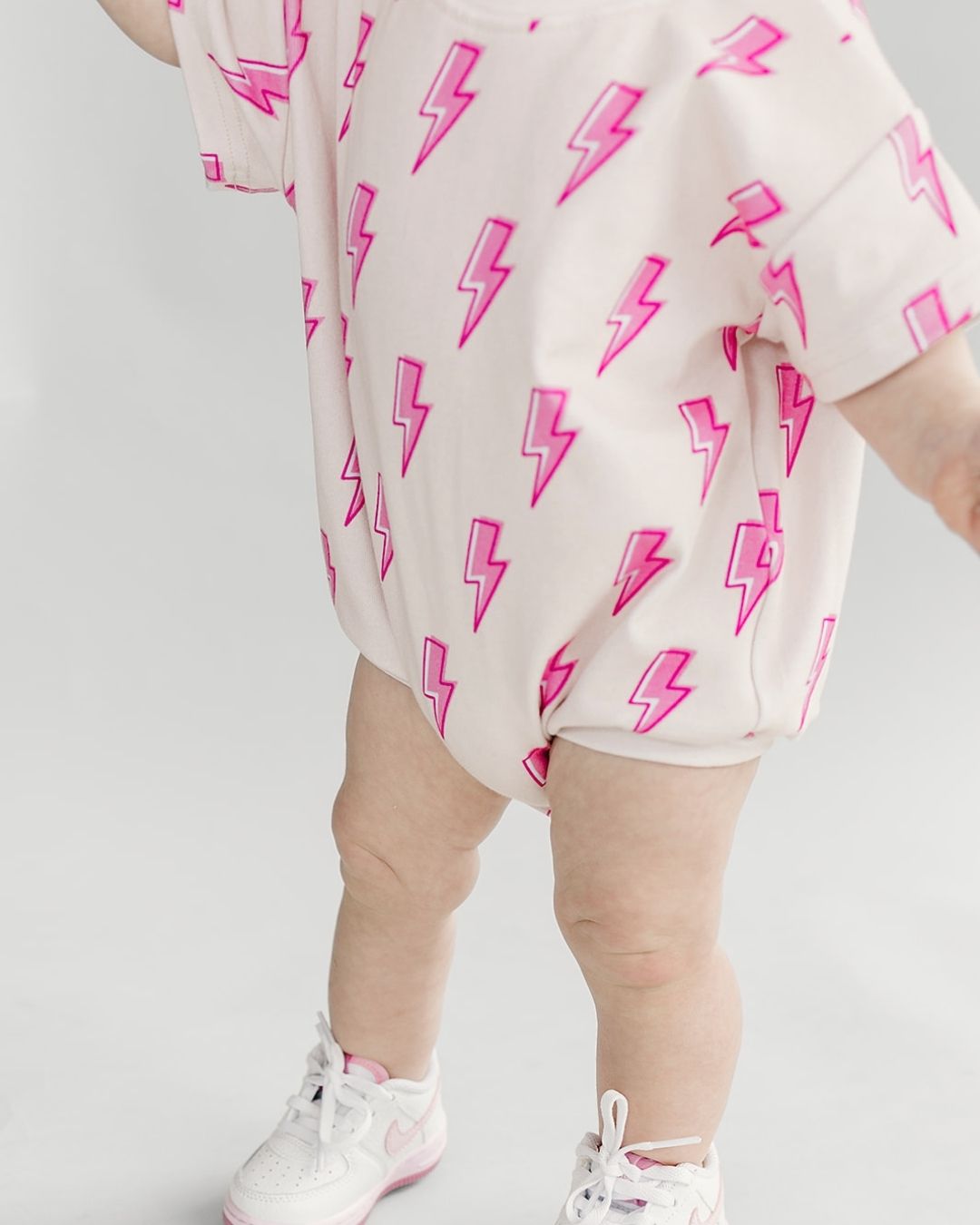 Short Sleeve Bubble Romper | Pink Bolts - LUCKY PANDA KIDS