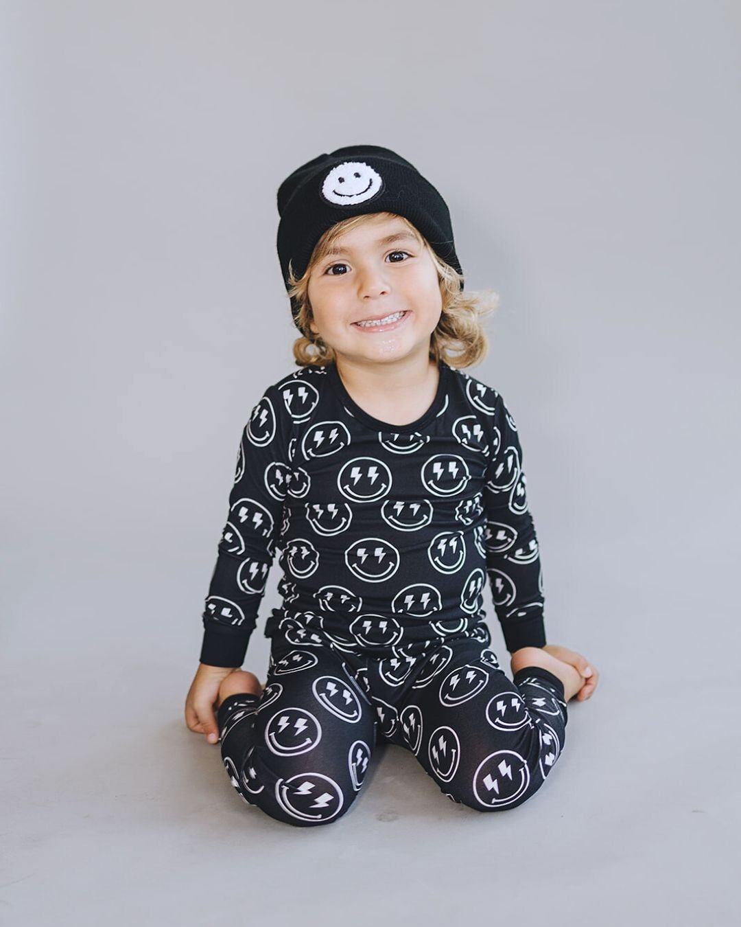 Smiley Beanie | Black - Beanie - LUCKY PANDA KIDS