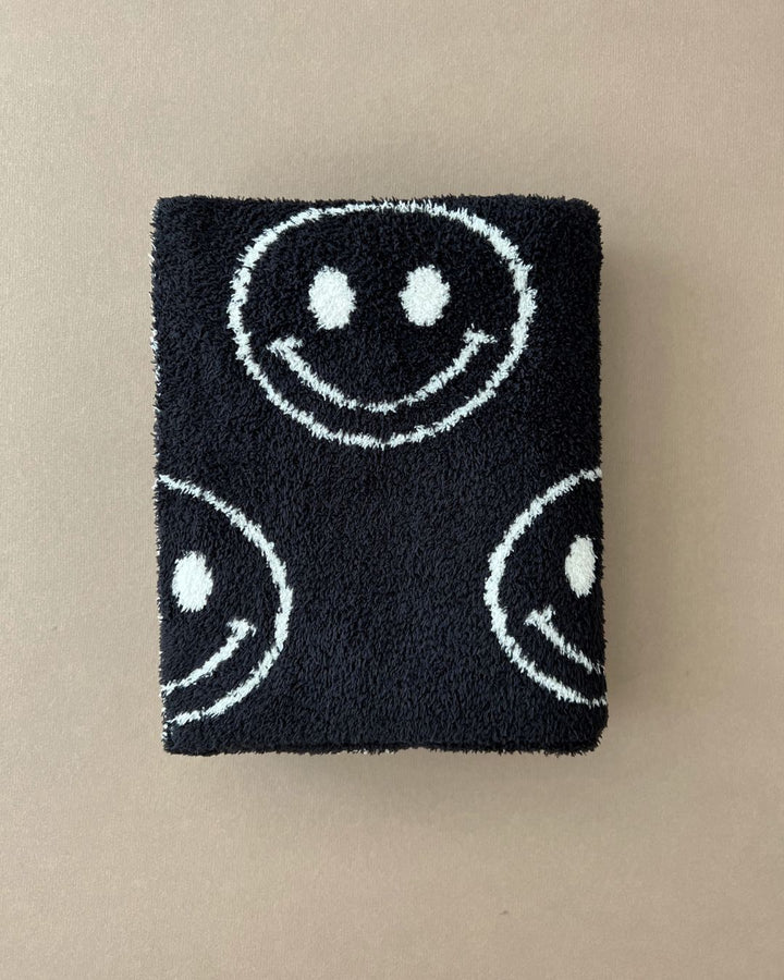 Smiley Fuzzy Blanket | Black - Plush Blanket - LUCKY PANDA KIDS