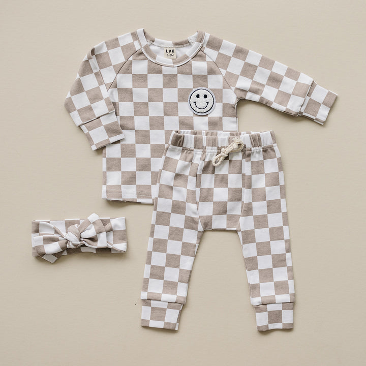 Checkered Smiley Lounge Set | Latte