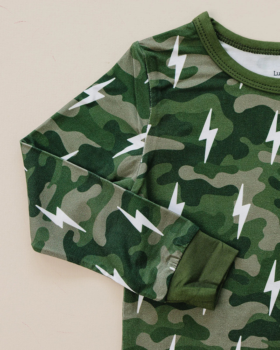 Bamboo Two Piece Set | Green Camo Bolts