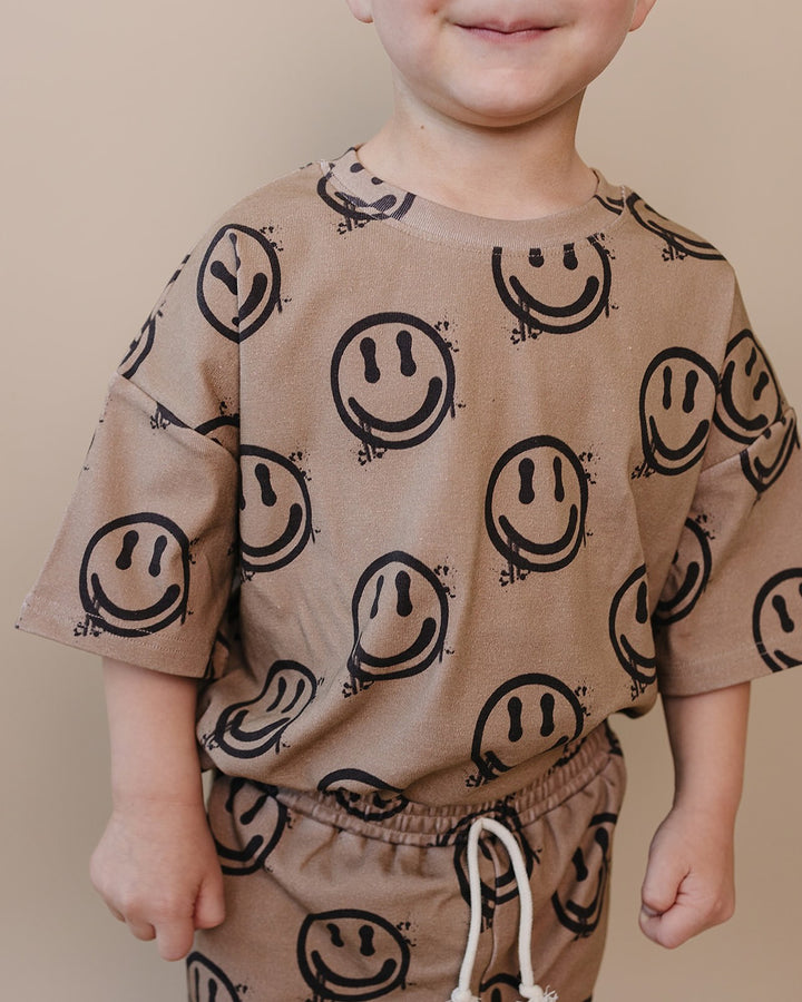 Lucky Panda Kids Smiley Brown Shorts Set — warm brown all-over smiley face print cotton two-piece outfit