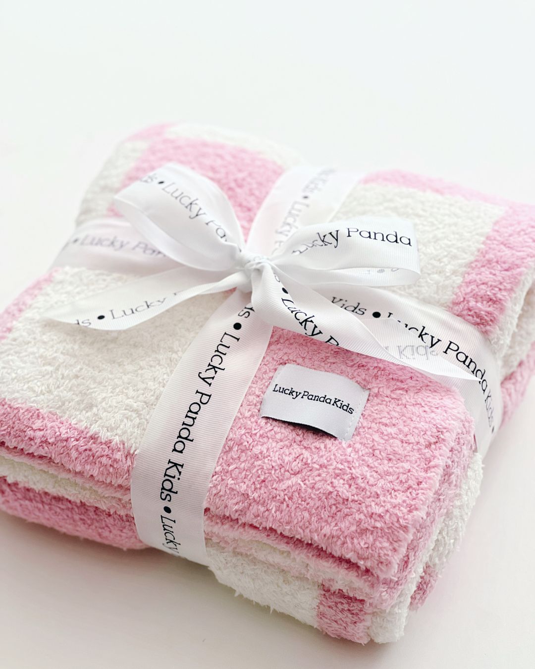 Checkered Plush Blanket | Pink - Plush Blanket - LUCKY PANDA KIDS