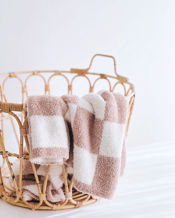 Checkered Plush Blanket | Latte - Plush Blanket - LUCKY PANDA KIDS