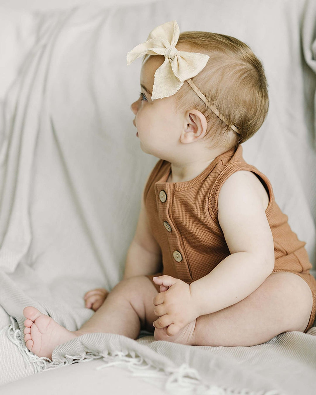 Oat Linen Bow - baby bows and headbands - LUCKY PANDA KIDS